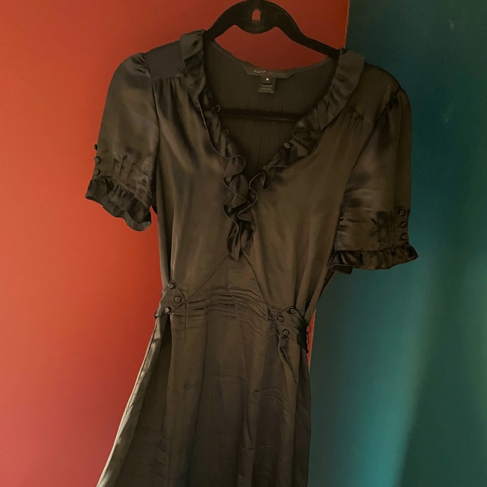 Silk, above the knee Marc Jacobs Babydoll dress.